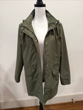 Polydeer Women's Lightweight Raincoat with Plaid Lining in Olive Green Size S